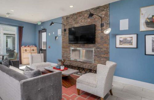 Fourth & River - Top-Floor condo with River Views - 3 King Suites - Foto 40