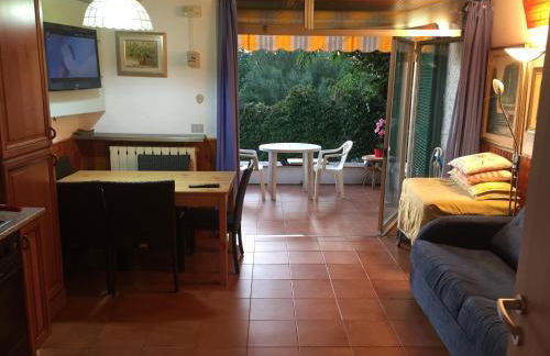 villetta bifamiliare Cherie con parco e piscina - Foto 4