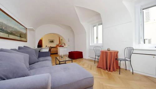 Pantheon Apartment with private terrace - Photo 3