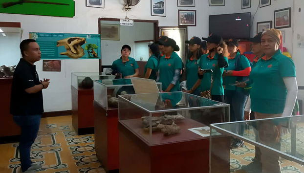 Tour por Villavieja + Paseo en barco - Foto 4, Charla Museo Paleontológico