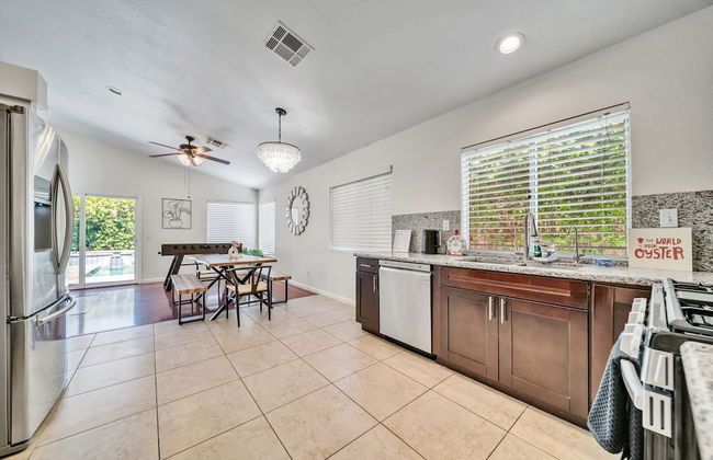 @marbella Lane - 4BR Lavish Castle Retreat - Foto 11