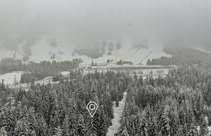 Alpine Retreat at Snoqualmie Pass- 5-Min to Slopes, Private Creek, BBQ, Fireplace, Smart TVs, Kids Games, Hi-Speed Wi-Fi - Foto 55