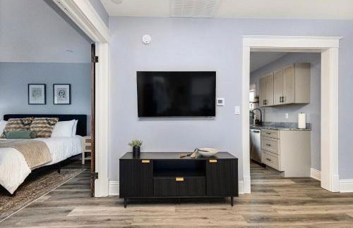 Remodeled Washer Dryer Mins to Beach & Downtown - Foto 16