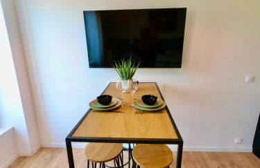 D-Day Suites - Photo 68