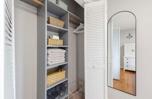 Craftsman Cozy Top Flr 1 Bed1- 1 Ba Private Porch - Foto 13