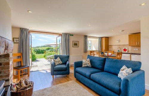 3 Bed in Burton Bradstock oc-c30571 - Photo 6