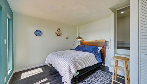 Private Beach at Waterfront Harstine Island Escape - Foto 3, Interior