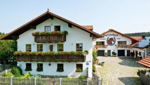 Ferienhof "Schoppa-Haisl" - Foto 1