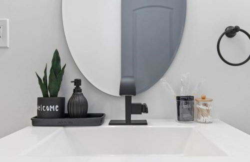 Comfy 2 bedroom w Free Parking - Foto 8