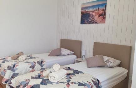 Villa Silvana Brown - Photo 3