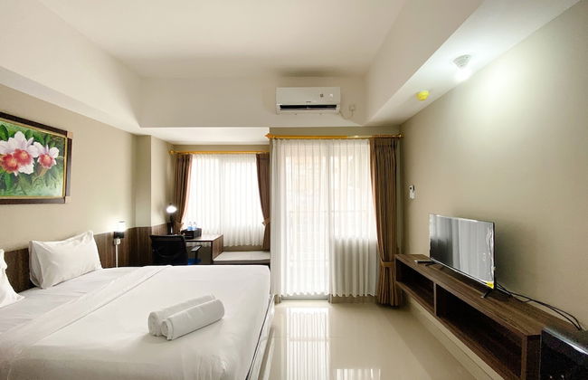 Cozy Stay Studio Apartment at LRT City Jatibening - Foto 11