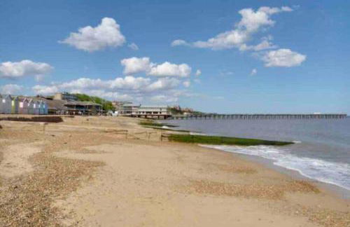 Beautiful Spacious Beach Home Newly Renovated - Foto 47