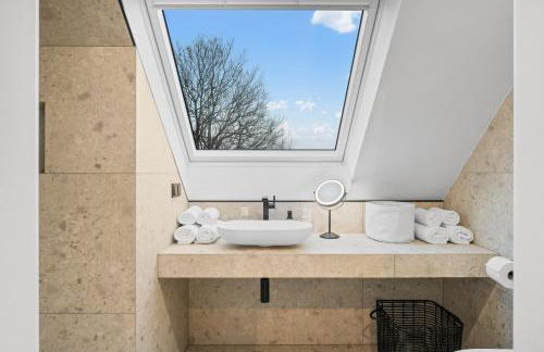 1-2 Personen - Parkplatz - Fahrradgarage - Zentrum - Küche - WLAN - Klima - Foto 12