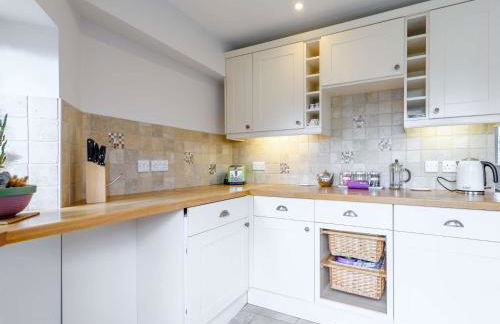 1 Bed in Lyndhurst NFL60 - Photo 3