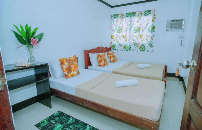 Hymn's Tourist Inn - Foto 10