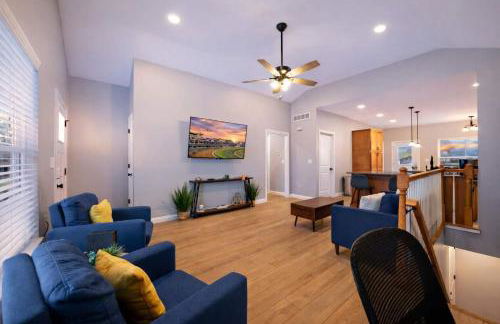 3BR 2BA Home with King Queen & Twin Beds - Foto 1