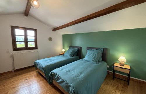 Maison de charme avec SPA en montagne Bourbonnaise - Photo 9