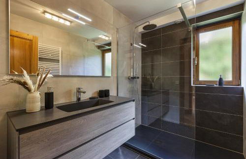 Arve - Chalet 4CH Jardin Nature Vues BBQ Poele - Photo 11