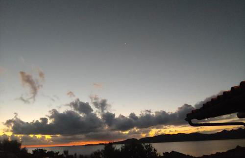 CASA MUGHETTO R5055 WiFi, seafront, private sea access, swimming pool - Foto 9