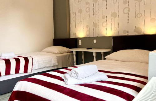 London Suite für 4 mit Küche und WIFI - Foto 8