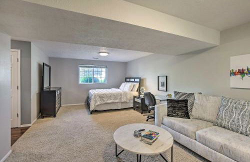 Bright Omaha Family Home with Grill and Deck! - Foto 14