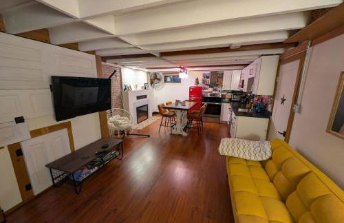 Entire ADU with hottub - Foto 36