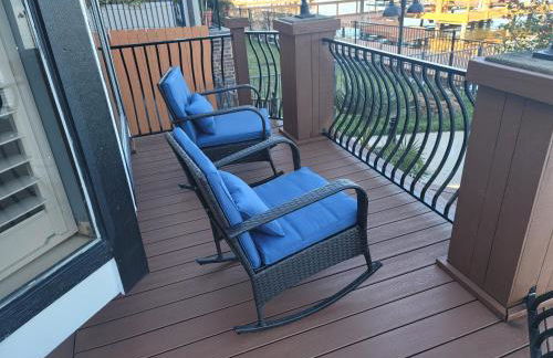 Lakefront Oasis - Photo 56