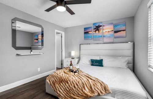 Pool Hot Tub Massage Chair Free EV Charger 5 Mins to Beaches! - Foto 29