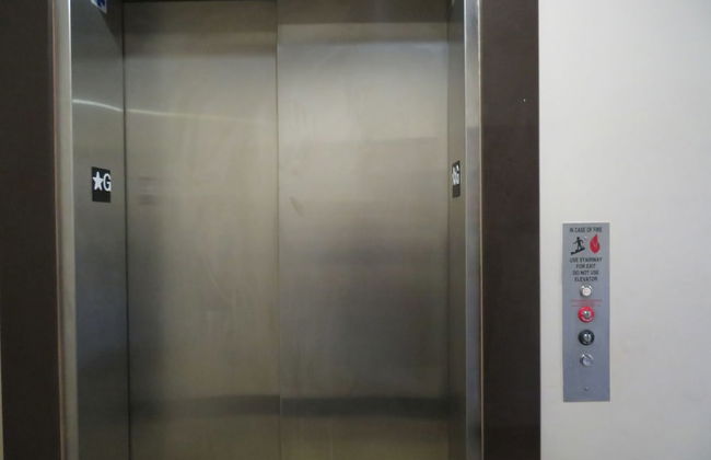 2 Bed 2 Bath in Studio City - Foto 4