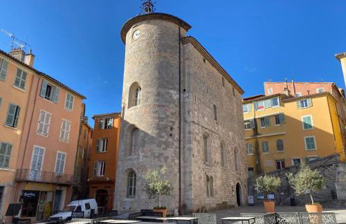 Hyères studio refait à neuf dans la cité médiévale - Foto 10