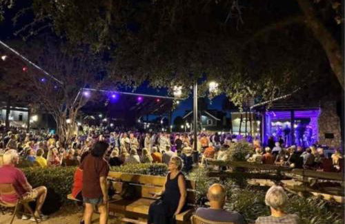 Large 3 bedroom with Pool and Golfcart - Foto 56