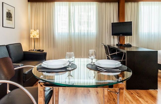 Paraiso Suites by Charlie - Photo 29