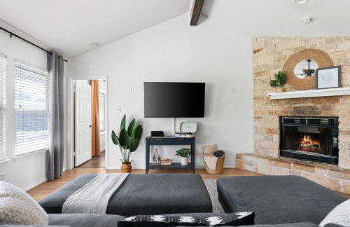 Cedar Park 4BR HotTub PingPong - Photo 14