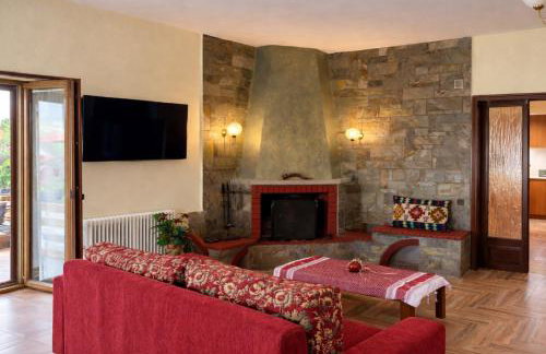 Saltos Village House - Peaceful Poolside Retreat - Foto 5