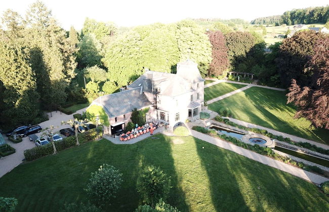 Magnificent Luxury Chateau in Vast Garden with Sauna & Hot Tubs - Photo 48