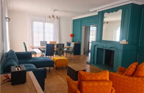 Une grande maison bleue - Photo 16