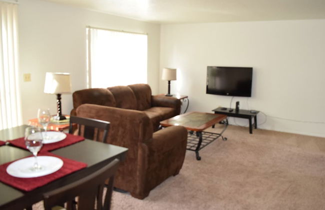 Mactavish Court Townhomes - Foto 13