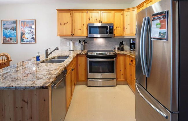 Stone Creek Chalet by Fernie Lodging CO - Photo 14