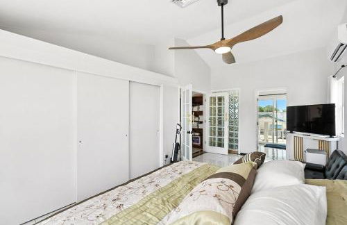 Family Fun 4-bedroom house House with Free Heated Pool & Hot Tub & Game Room & Mini Golf in Chandler - Foto 40