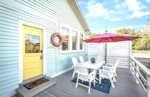 Historic 1926 Summerwind with Heated Pool - 3 Blocks to Beach - Foto 11