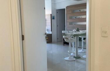 Apt Pé na Areia Floripa - Praia dos Açores - Churrasqueira na Varanda e Piscina - Foto 30