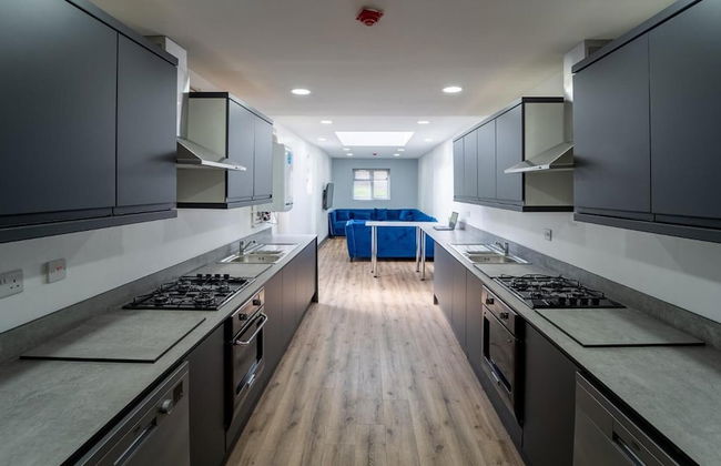 Lovely Homely Studio Available - Photo 5