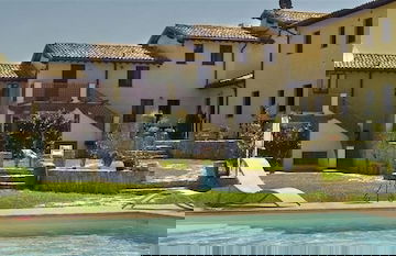 Borgo Le Capannelle - Foto 1