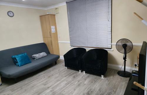 Entire 2 Bedroom Home/Flat In London, Central Line - Foto 10