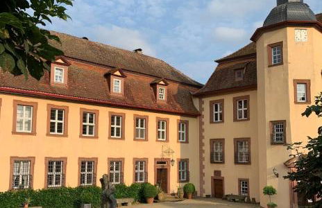 Private apartment in historic castle from 1608 with tenniscourt - Foto 1