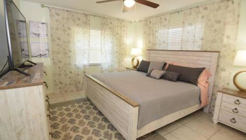 New England 3bd 2bt Home Heated Pool Close to Siesta - Foto 2