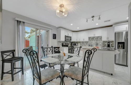 Sleeps 8 Near Busch Gardens with BBQ and Fenced Yard - Foto 55