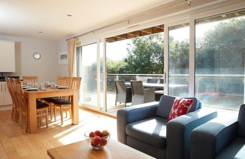 KingFisher Hot Tub & log Burner house on Premium lakeside with Resort Facilities - Foto 17