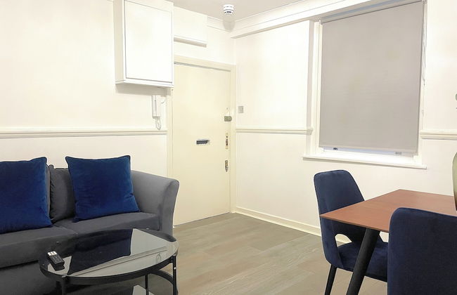 Centrally Located Budget Apartment, 3mins to Tube - Photo 15