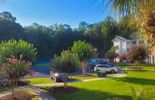 Balcony and Pool Access Longs Cozy Haven - Foto 27